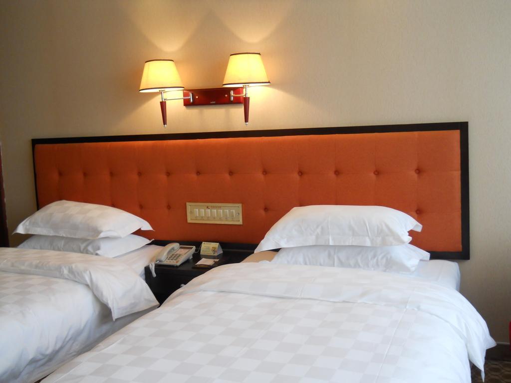 Yijing Holiday Hotel Yimeng Road Linyi  Room photo