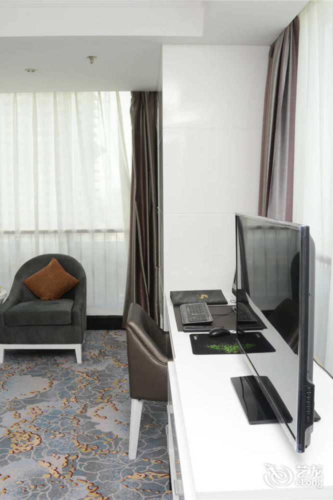 Yijing Holiday Hotel Yimeng Road Linyi  Exterior photo