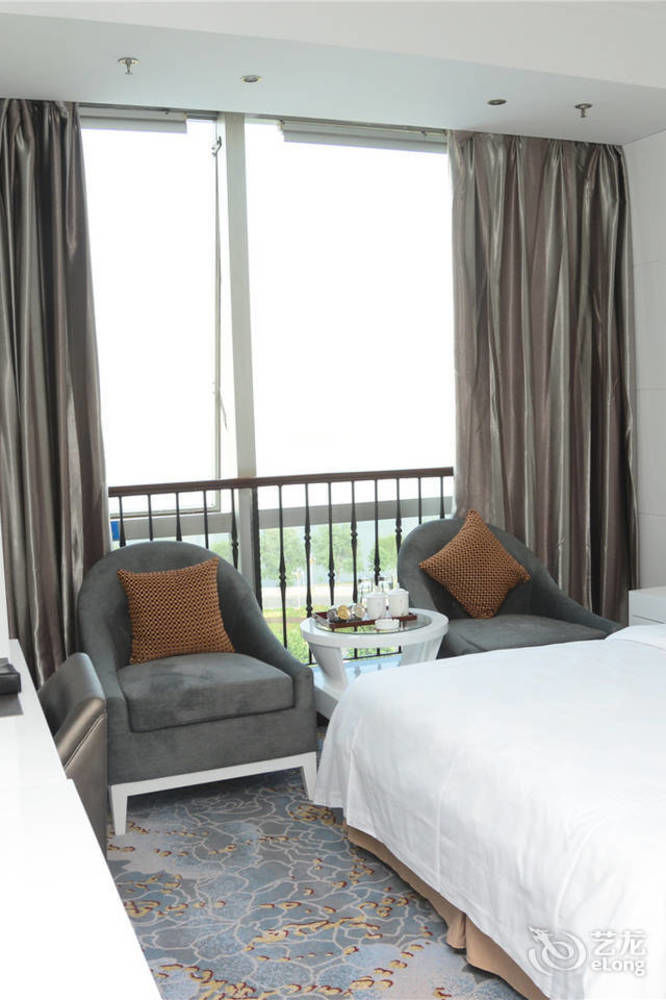 Yijing Holiday Hotel Yimeng Road Linyi  Exterior photo