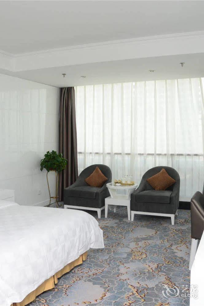 Yijing Holiday Hotel Yimeng Road Linyi  Exterior photo