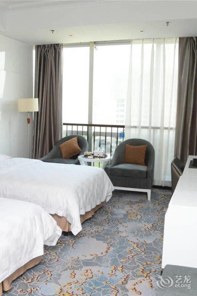 Yijing Holiday Hotel Yimeng Road Linyi  Exterior photo